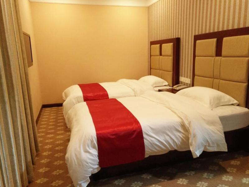 Shell Jiangsu Suzhou Industry District Spotrts Center Jinliang Street Hotel Exterior photo
